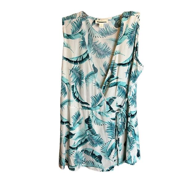 5 for $25🔥Medium Charter Club Tropical Blue & White Tank Top Blouse - Picture 1 of 5